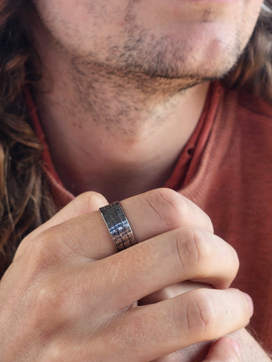 Handcrafted silver ring by Donum Terra Jewels